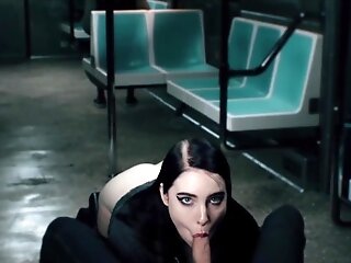 Gothic Honey Mollyredwolf Gives A Point Of View Bj In Public On A Subway